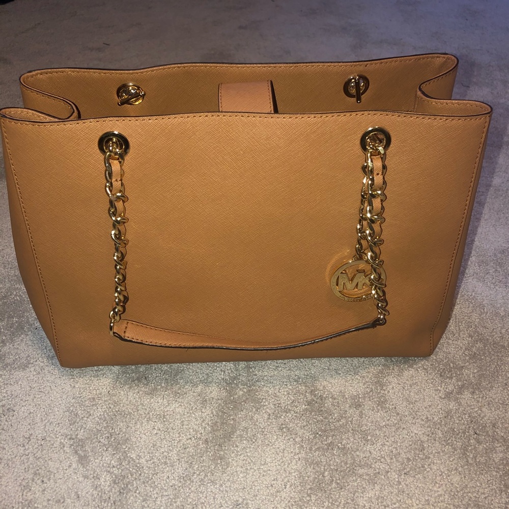 Never Used Michael Kors Bag!